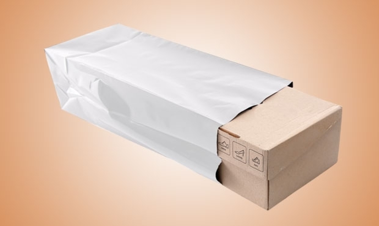 SF Shipping bag white 380+140x670mm, 105my